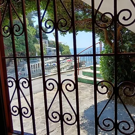 Marina Di Bardi Silvia's House *