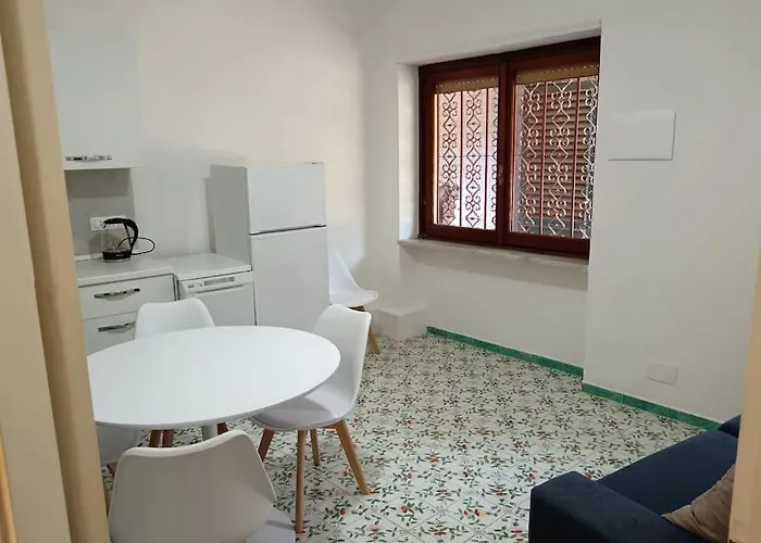 Marina Di Bardi Silvia's House 펜션
